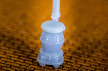 Load image into Gallery viewer, Potbelly Stove - Each - HO Scale