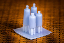 Load image into Gallery viewer, Gas Bottles (4) - HO Scale