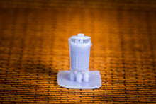 Load image into Gallery viewer, Trash Cans (65pc Variety Pack) – HO Scale