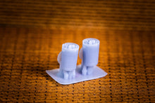 Load image into Gallery viewer, Trash Cans – 65 pack – N Scale