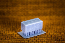 Load image into Gallery viewer, Extra Large Crates (2) - HO Scale