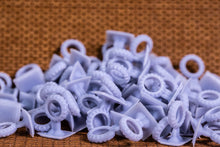 Load image into Gallery viewer, Various Tires & Tire Racks – 48 pack – HO Scale