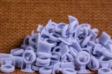 Load image into Gallery viewer, Various Tires & Tire Racks – 48 pack – HO Scale