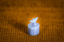 Load image into Gallery viewer, Anvil On A Log (2) - HO Scale