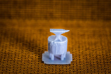Load image into Gallery viewer, Anvil On A Log (2) - HO Scale