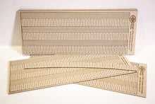 Load image into Gallery viewer, Road crossing flex track insert 3mm spaced curve cut