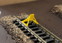 Load image into Gallery viewer, Unpainted Track Bumper - Set of 5 - N Scale
