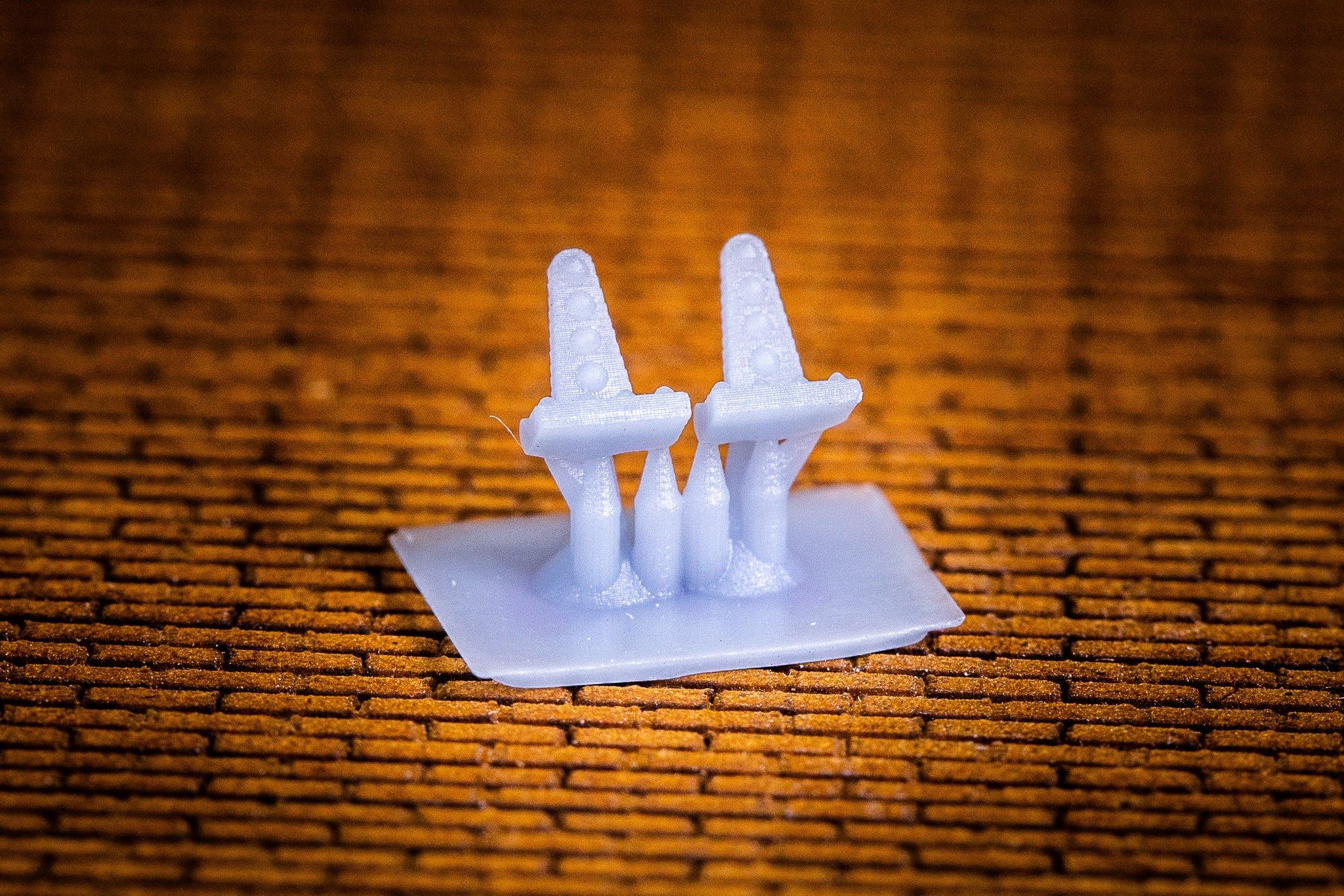 Hinge - Single 90d - 2of - Each - HO Scale – ABR Model Works