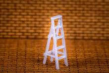 Load image into Gallery viewer, Step ladder 21mm - Each - HO Scale
