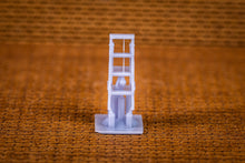 Load image into Gallery viewer, Step ladder 8.6mm - Each - N Scale
