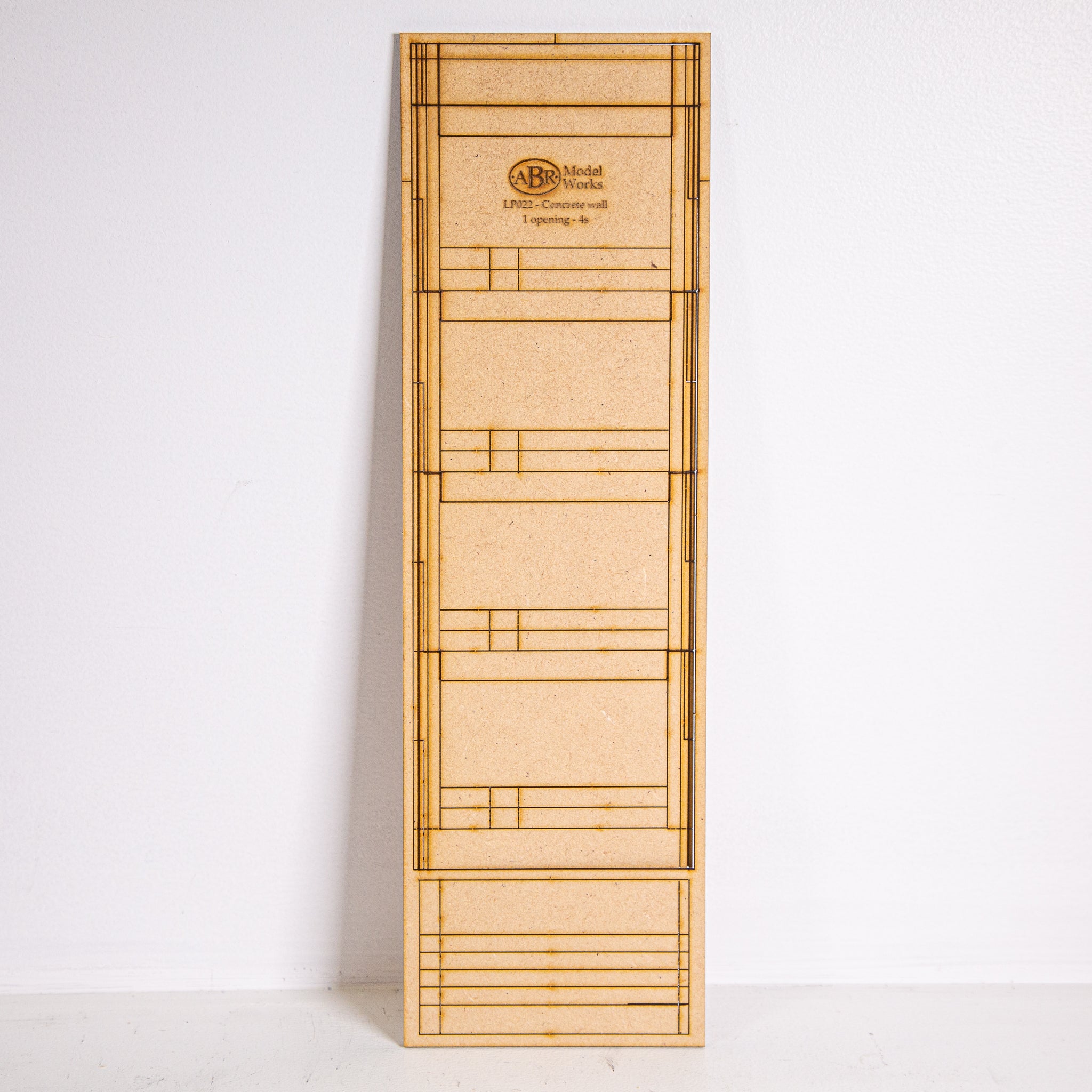 LP022 - HO Scale - Concrete modular model wall panel 1 opening per sto ...