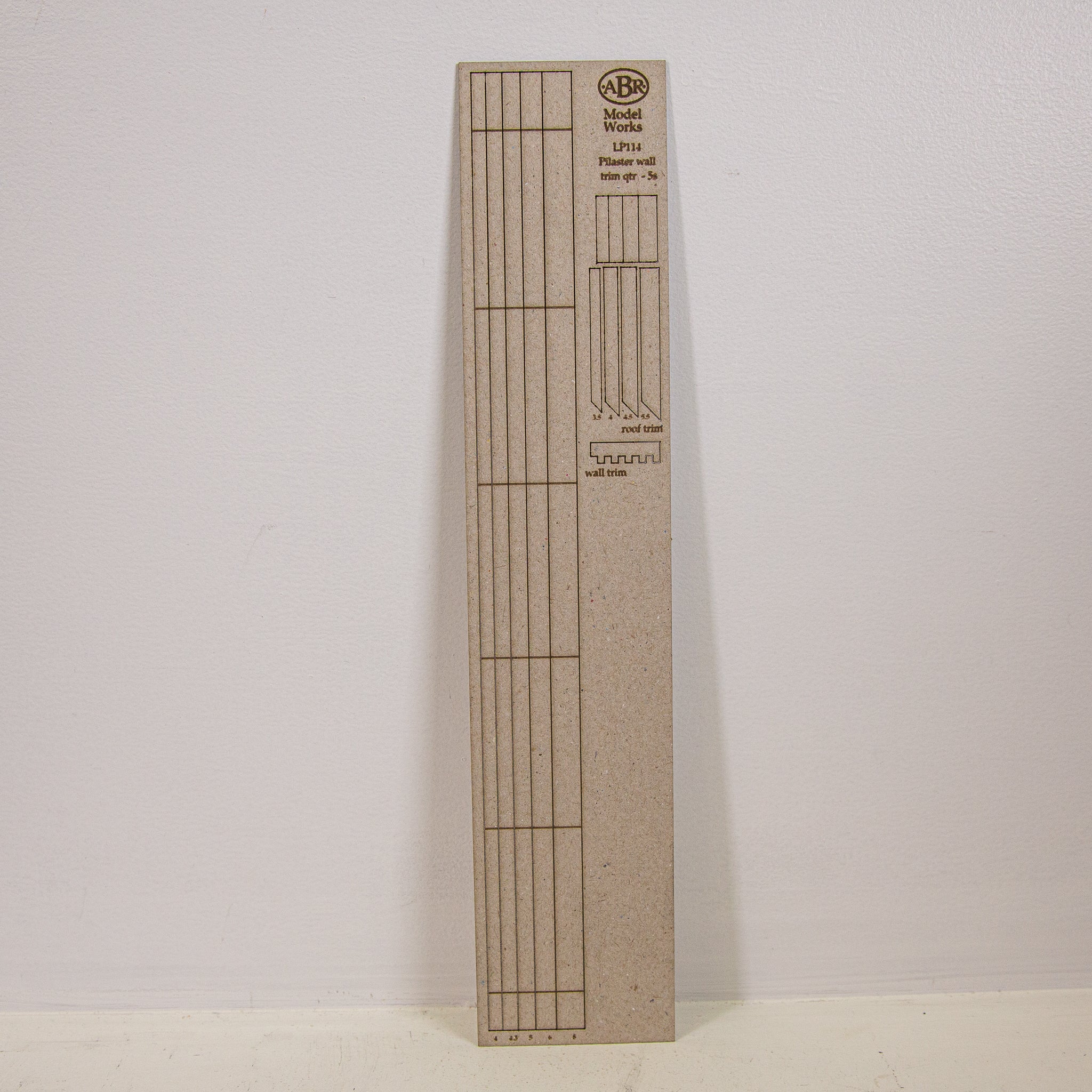 LP114 - HO Scale - Pilaster wall trim for a qtr-width panel, 5 storey